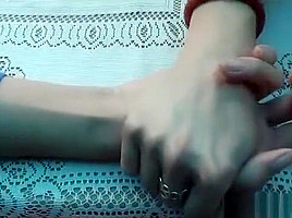 3 girls arm wrestling