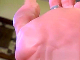 Annabelle Flowers Foot Worship Lesson