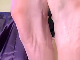 Annabelle Flowers Foot Worship Lesson