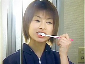 Aoi Minori in Confinement game Aoi Minori