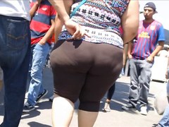 Candid Ass 15