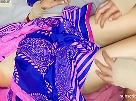 Desi Bhabhi In Saree Cheating Husband With Devar - Devar Bhabhi