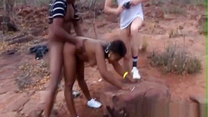 Ebony Babe Gets Filled By Two Schlongs Outdoors
