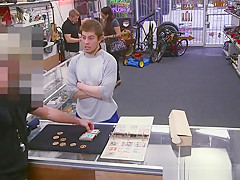 Finelooking amateur hunk in gay trio for cash