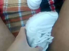 Fuck and cum in my neighbor's reebok sneakers