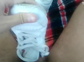 Fuck and cum in my neighbor's reebok sneakers