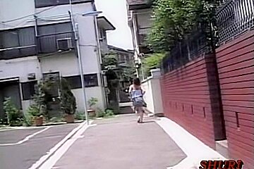 Garage top sharking with full-figured small oriental tramp being really surprised