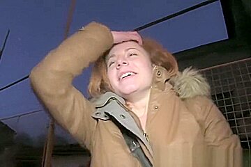 Ginger women fucks a stranger in his car for cash