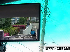 Hot Japanese Babe Fucks Him In The Car - NipponCreampie