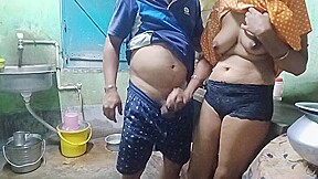 Indian Wife Wants Hubby To Penetrate Her Pussy in Kitchen xlx