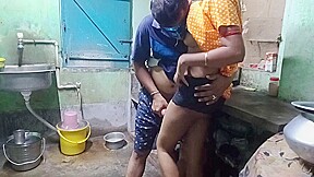 Indian Wife Wants Hubby To Penetrate Her Pussy in Kitchen xlx