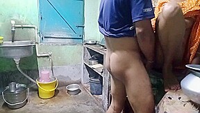 Indian Wife Wants Hubby To Penetrate Her Pussy in Kitchen xlx