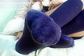 Japanese Girl Show Her Socks and Smelly Soles