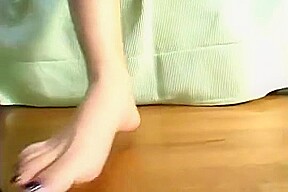 Japanese Girl Show Her Socks and Smelly Soles