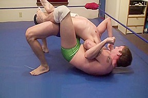 Jonny v Jake extreme ballbust