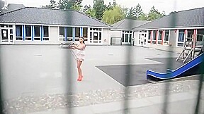 Julie Skyhigh corde ecole