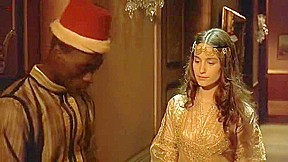 Marie Gillain nue _ Harem