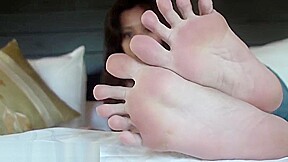 NYLON FEET SNIFFING INTENSE PANTYHOSE Step sisters FOOTJOB 001JH