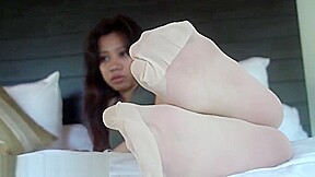 NYLON FEET SNIFFING INTENSE PANTYHOSE Step sisters FOOTJOB 001JH