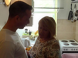Naughty British Housewife Fucking And Sucking - MatureNL
