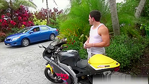 Realitykings - 8th Street Latinas - Luna Delo