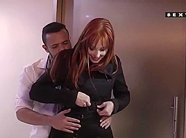 Ruiva maravilhosa fetiche com o marido