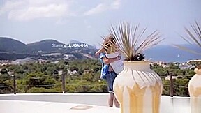 Sex Appeal Cutie With Nice Body Acquires Nailed