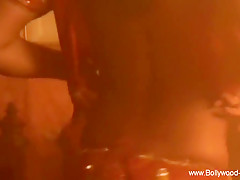 Sexy And Provocative Belly Dancing Beauty Fun Experience