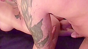 Stiefbruder schaut porno