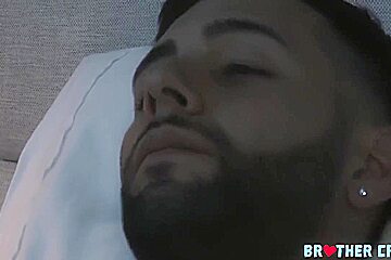 Stiff Oliver Dean Choked In The Bed