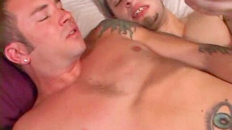 Straight skaters assfuck after sucking dick
