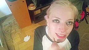 Swedish girlfriend suck and facial