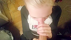 Swedish girlfriend suck and facial
