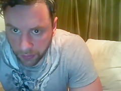 Thick dick stud cums on his beard
