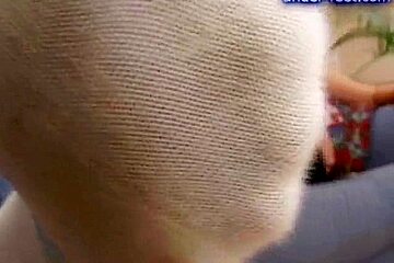 Under-Feet Video: Amanda