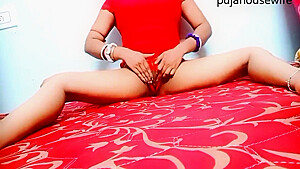 Your Puja Bhabi Masturbate Karti Hui
