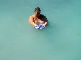 big beautiful woman got screwed in the sea