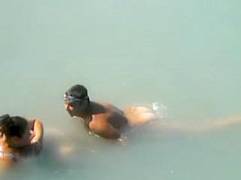 big beautiful woman got screwed in the sea