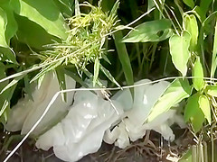 japanese schoolgirls 18+ - outdoor pee 1