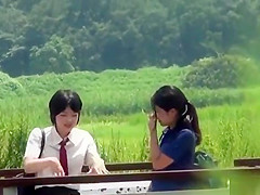 japanese schoolgirls 18+ - outdoor pee 1
