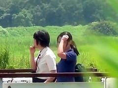 japanese schoolgirls 18+ - outdoor pee 1