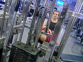 l'incroyablement sexy Dalila baisee en short lycra ouvert