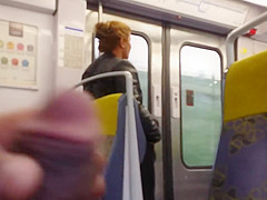 masturbation dans le train