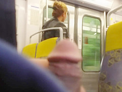 masturbation dans le train