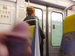 masturbation dans le train