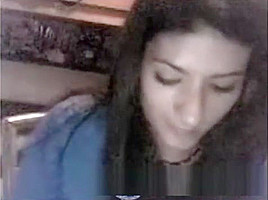 ndian Jalandhar Babe Jasmeet Exposed Her Big Hot Boobs Infront Of Webcam